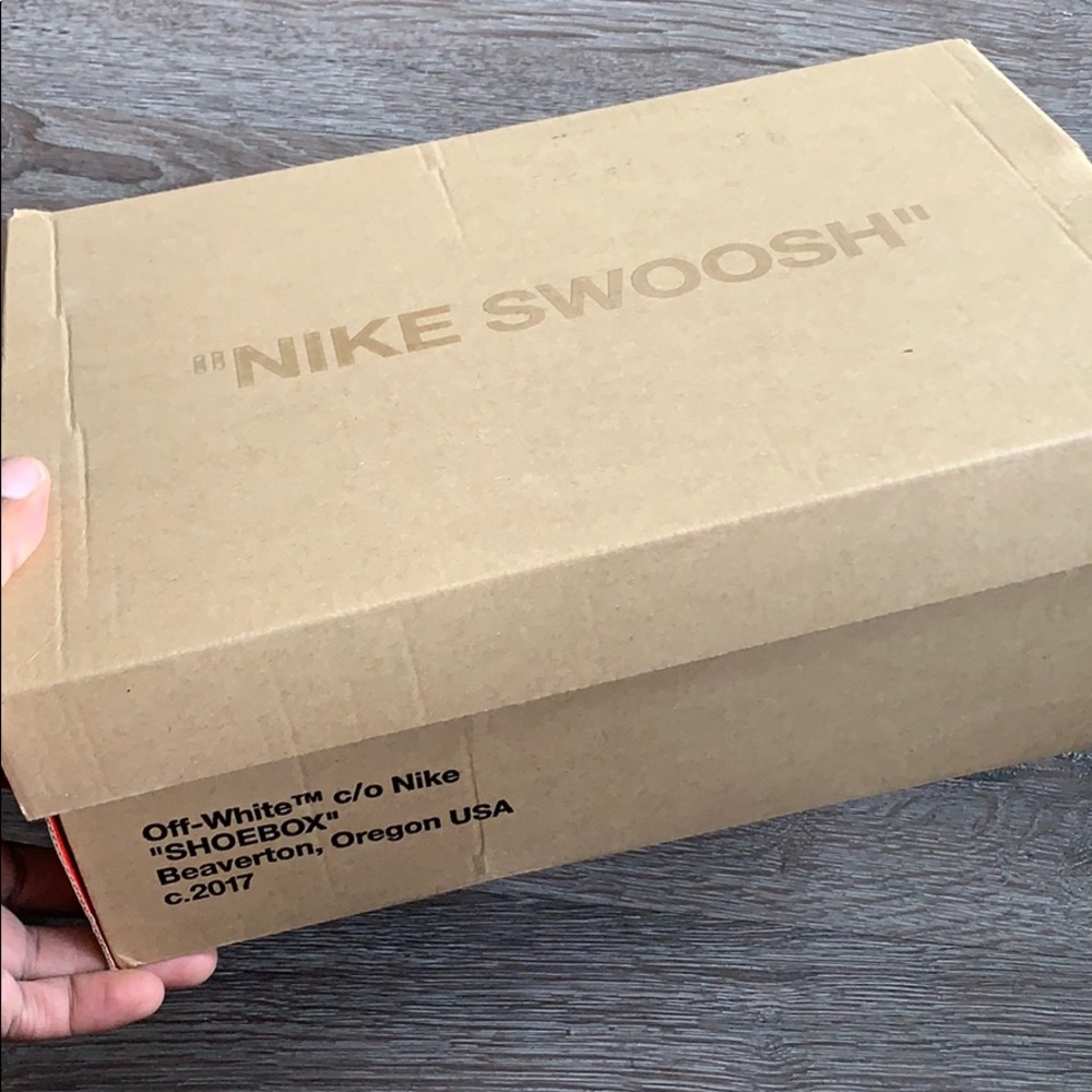 Nike Air Max (Off-White)